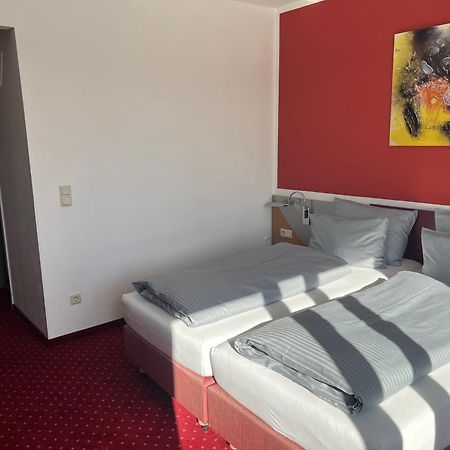 Hotel Konradp Holzkirchen Holzkirchen  Exteriör bild